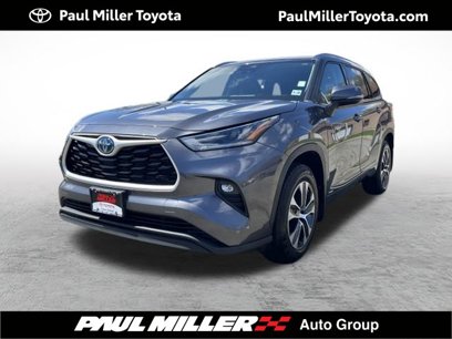 Certified 2021 Toyota Highlander XLE