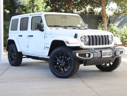 New 2024 Jeep Wrangler Unlimited Sahara w/ Technology Group