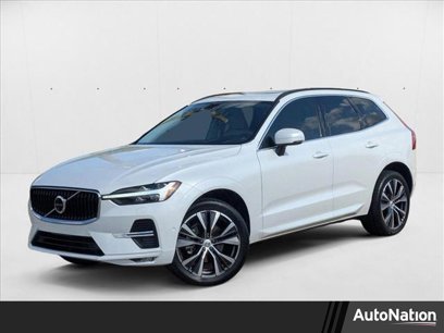 Used 2022 Volvo XC60 B5 Momentum w/ Advanced Package