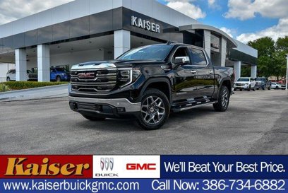 New 2025 GMC Sierra 1500 SLT w/ SLT Premium Package
