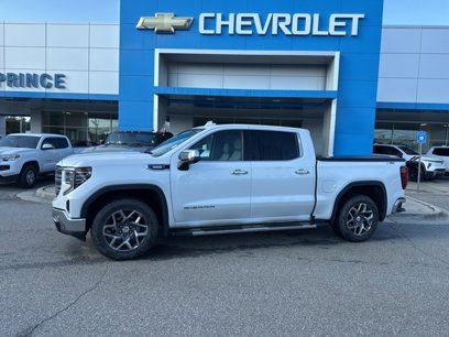 Used 2022 GMC Sierra 1500 SLT w/ SLT Premium Plus Package
