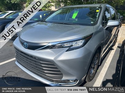 Used 2023 Toyota Sienna XLE