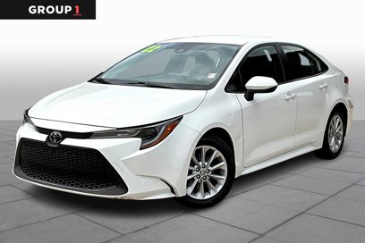 Used 2022 Toyota Corolla LE w/ LE Convenience Package