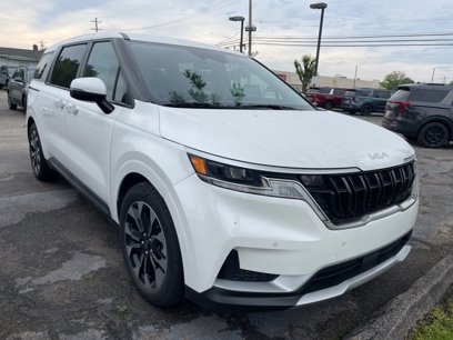 Certified 2024 Kia Carnival EX