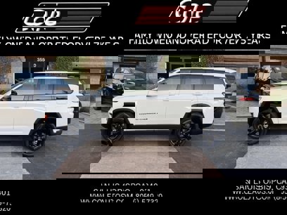 New 2025 Jeep Grand Cherokee L Altitude