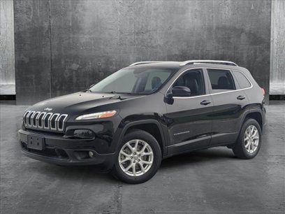 Used 2018 Jeep Cherokee Latitude Plus w/ Comfort/Convenience Group