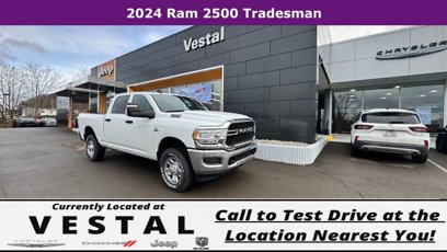 New 2024 RAM 2500 Tradesman w/ Chrome Appearance Group