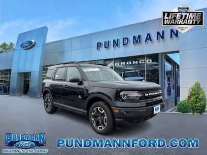 New 2024 Ford Bronco Sport Outer Banks w/ Tech Package