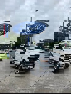 New 2025 Ford F150 XLT w/ Equipment Group 301A Standard