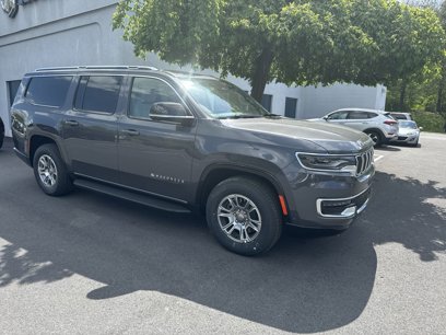 New 2024 Jeep Wagoneer L 4WD w/ Convenience Group I