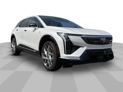 New 2025 Cadillac Optiq Luxury 1