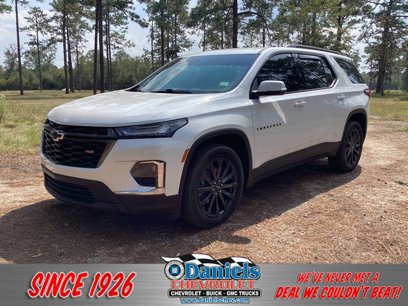 Used 2023 Chevrolet Traverse RS w/ LPO, Floor Liner Package