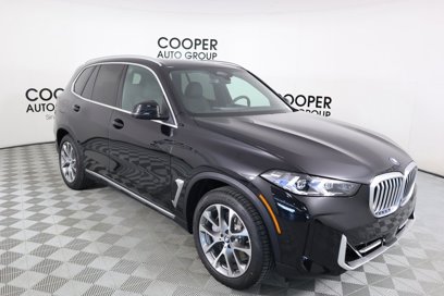 New 2025 BMW X5 xDrive50e w/ Premium Package