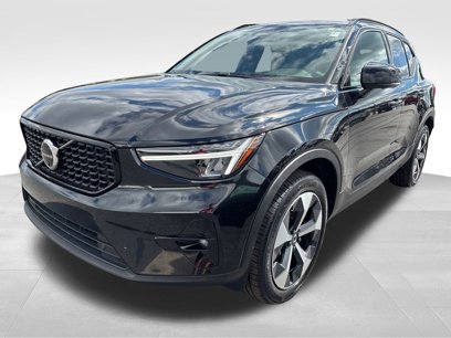 Used 2024 Volvo XC40 B5 Plus w/ Climate Package