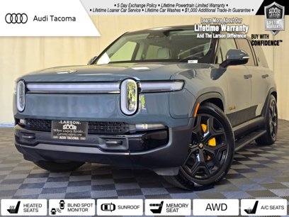 Used 2025 Rivian R1S Premium