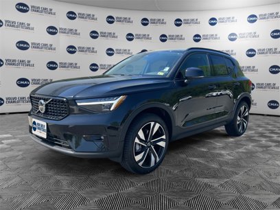 New 2024 Volvo XC40 B5 Ultimate w/ Protection Package Premier