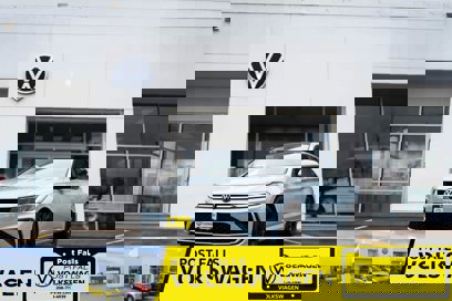 New 2025 Volkswagen Jetta SE