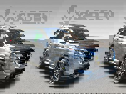 New 2025 Nissan Pathfinder SV