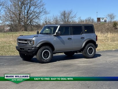 New 2024 Ford Bronco Big Bend w/ Sasquatch Package