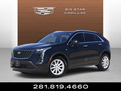 Certified 2022 Cadillac XT4 Luxury w/ Cold Weather Package