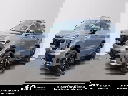 New 2025 Kia Sorento S