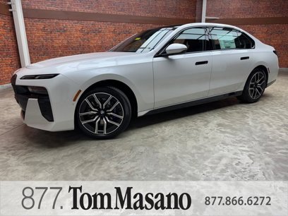 New 2025 BMW 740i xDrive