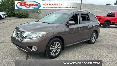 Used 2015 Nissan Pathfinder SV