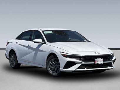 New 2025 Hyundai Elantra Blue