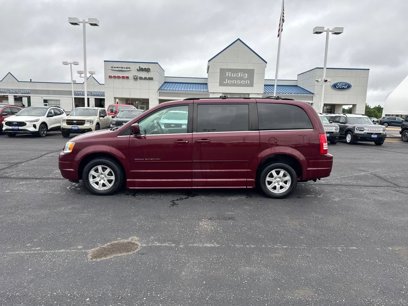 Used 2008 Chrysler Town & Country Touring w/ Trailer Tow Group