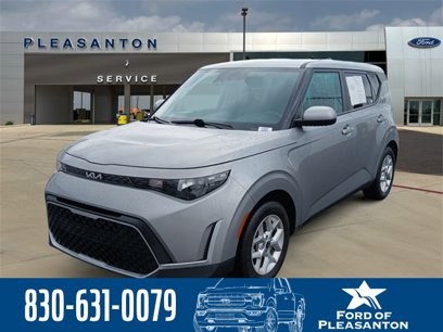 Used 2024 Kia Soul LX w/ Option Group 015