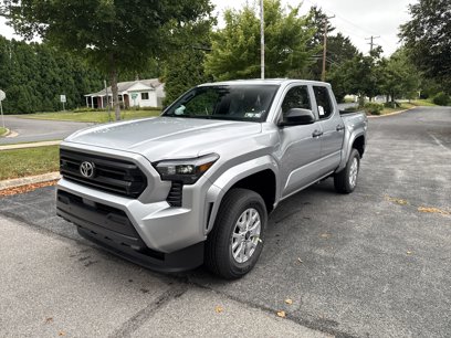 New 2025 Toyota Tacoma SR