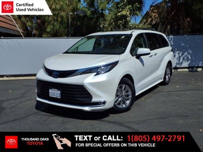 Certified 2023 Toyota Sienna XLE