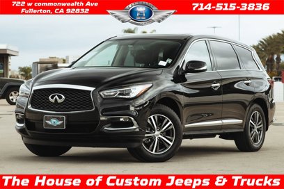Used 2017 INFINITI QX60 FWD w/ Premium Package