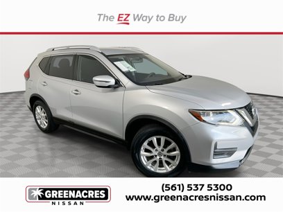 Used 2017 Nissan Rogue SV
