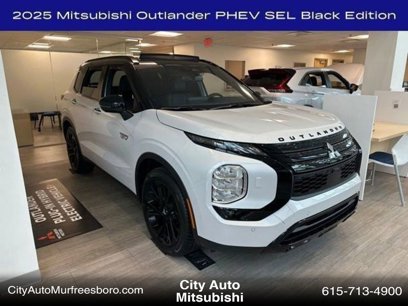 New 2025 Mitsubishi Outlander 4WD Plug-In Hybrid