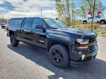 Certified 2018 Chevrolet Silverado 1500 LT w/ Midnight Edition