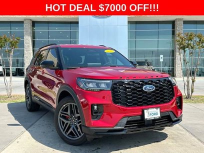 New 2025 Ford Explorer ST-Line w/ Premium Package