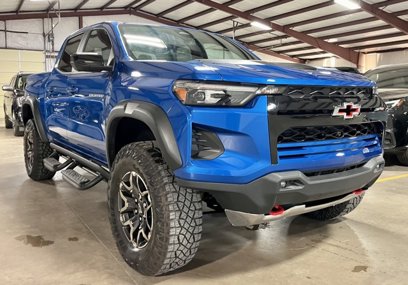Used 2023 Chevrolet Colorado ZR2 w/ ZR2 Convenience Package III