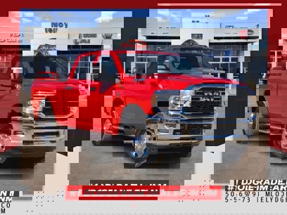 New 2024 RAM 2500 Tradesman w/ Chrome Appearance Group
