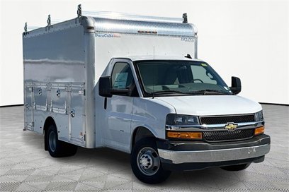 New 2024 Chevrolet Express 3500 w/ Power Convenience Package