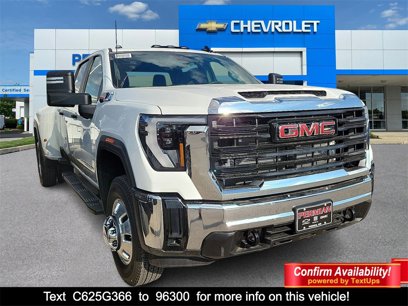 New 2025 GMC Sierra 3500 Pro