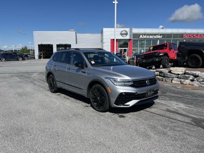 Used 2022 Volkswagen Tiguan SE R-Line