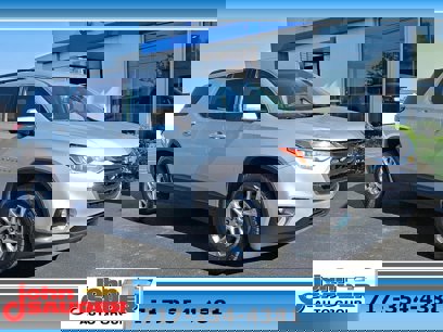 Used 2020 Chevrolet Traverse LT