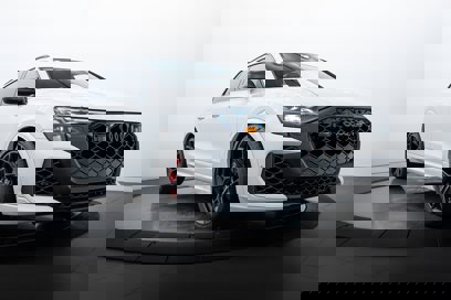 New 2025 Audi RS Q8 performance