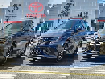 Used 2021 Toyota Camry SE