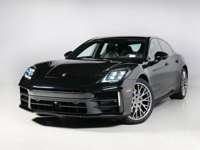 New 2025 Porsche Panamera 4