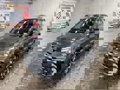 New 2025 Volkswagen Taos S