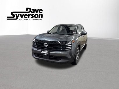 New 2025 Nissan Kicks SV
