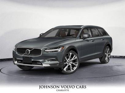 New 2025 Volvo V90 B6 Cross Country Plus w/ Protection Package Premier