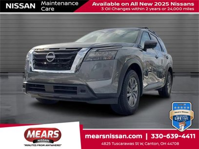 New 2025 Nissan Pathfinder SV